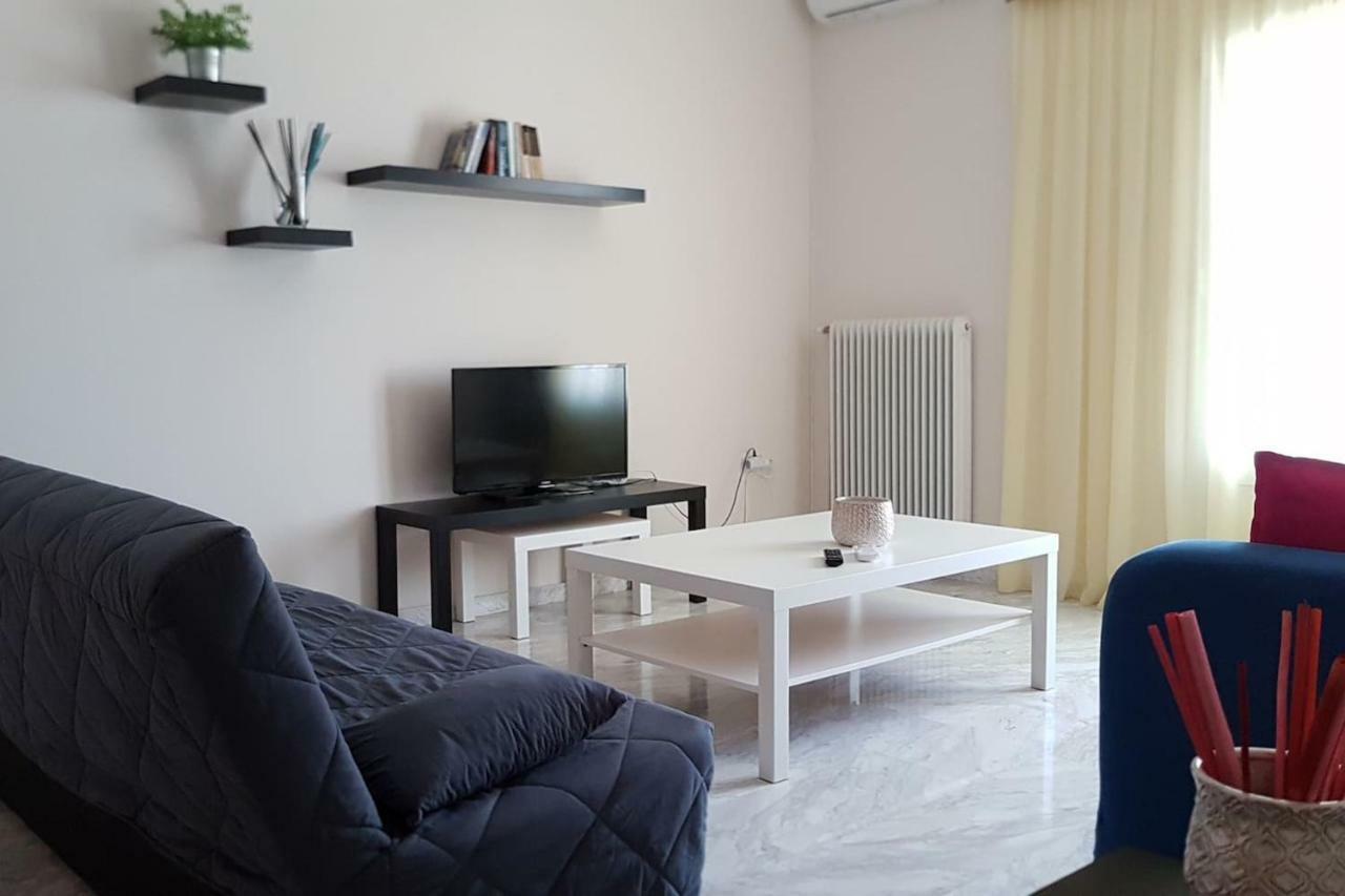 Galini Apartment Loutraki  Bagian luar foto