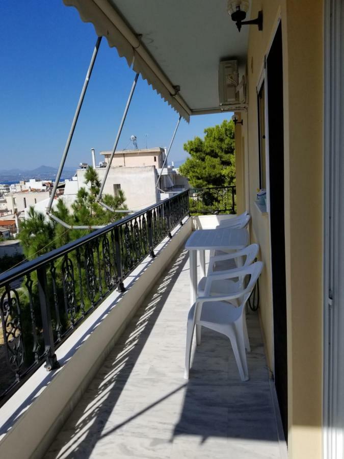 Galini Apartment Loutraki  Bagian luar foto